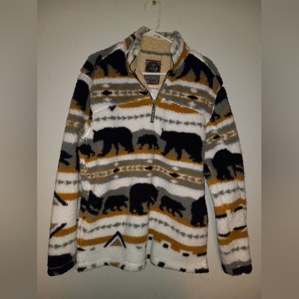 Womens XL Coat, Gorgeous Bear Design. Warm and Beautiful 🥶🤗